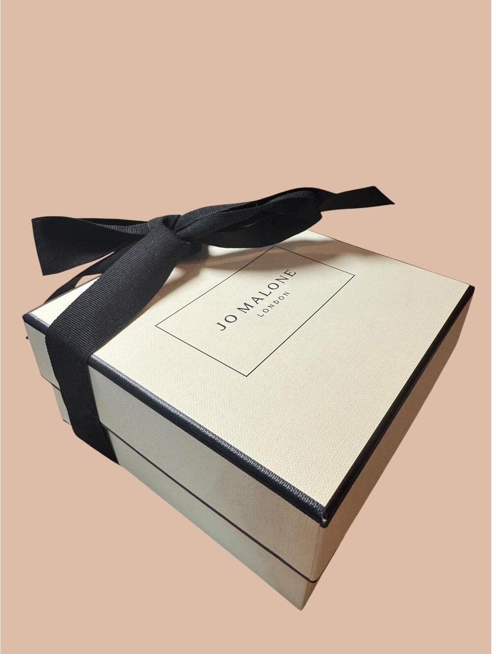 Jo Malone London Gift Box with Black Ribbon - Picture 2 of 2